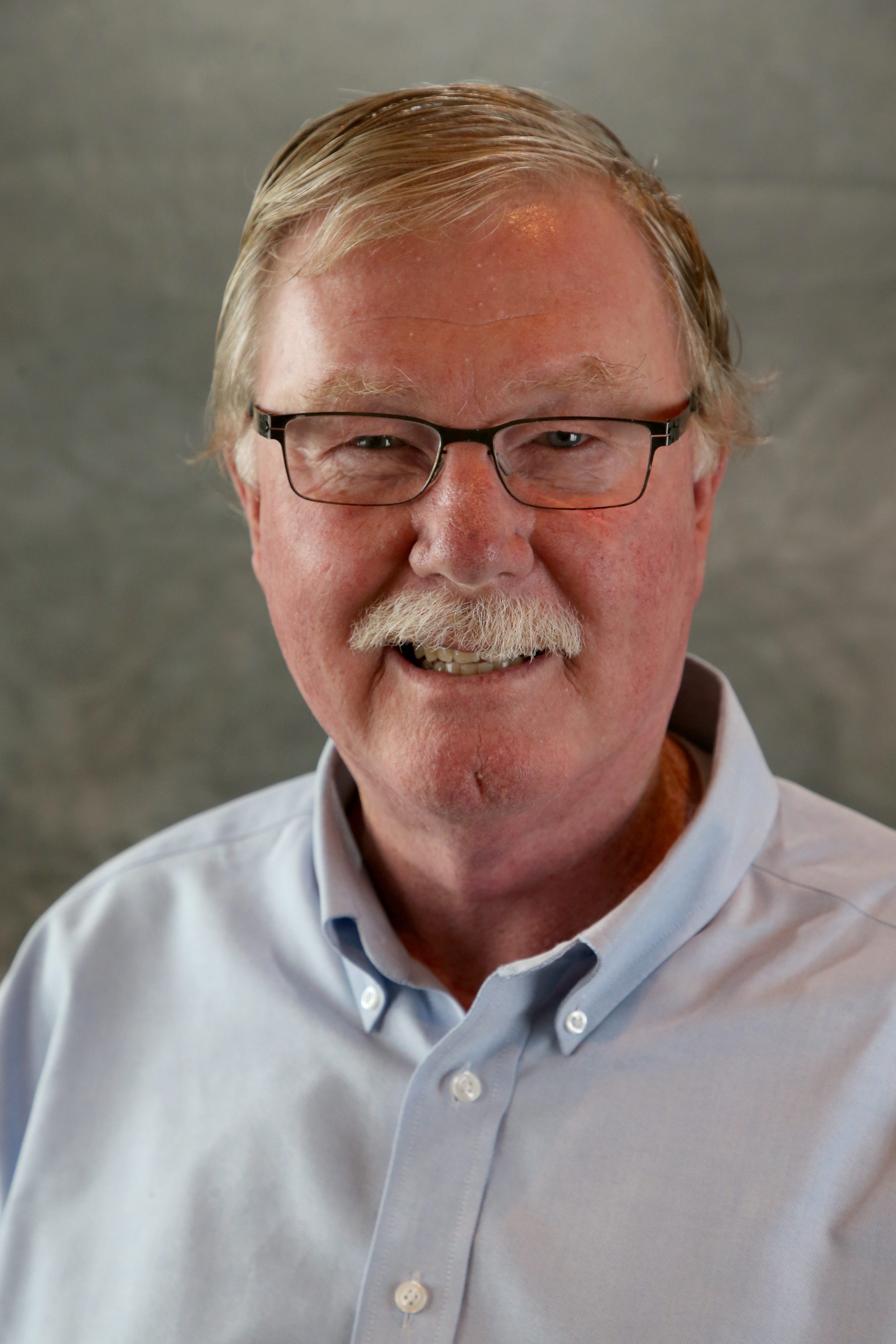  Wilkie Smith 